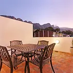Camps Bay Beach Apartment