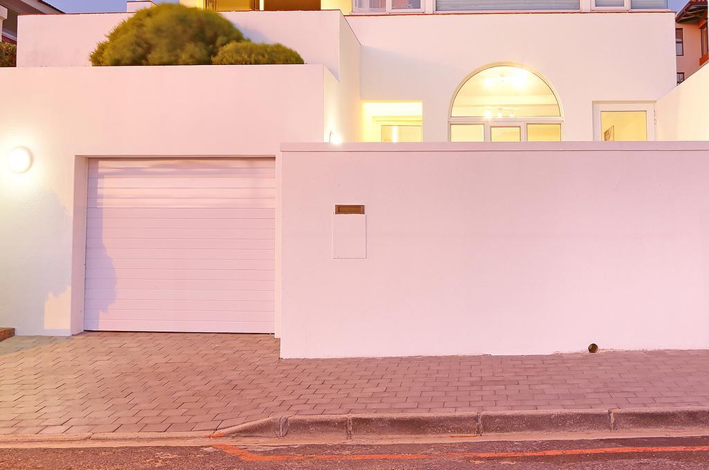 Apartment Camps Bay Cape Town